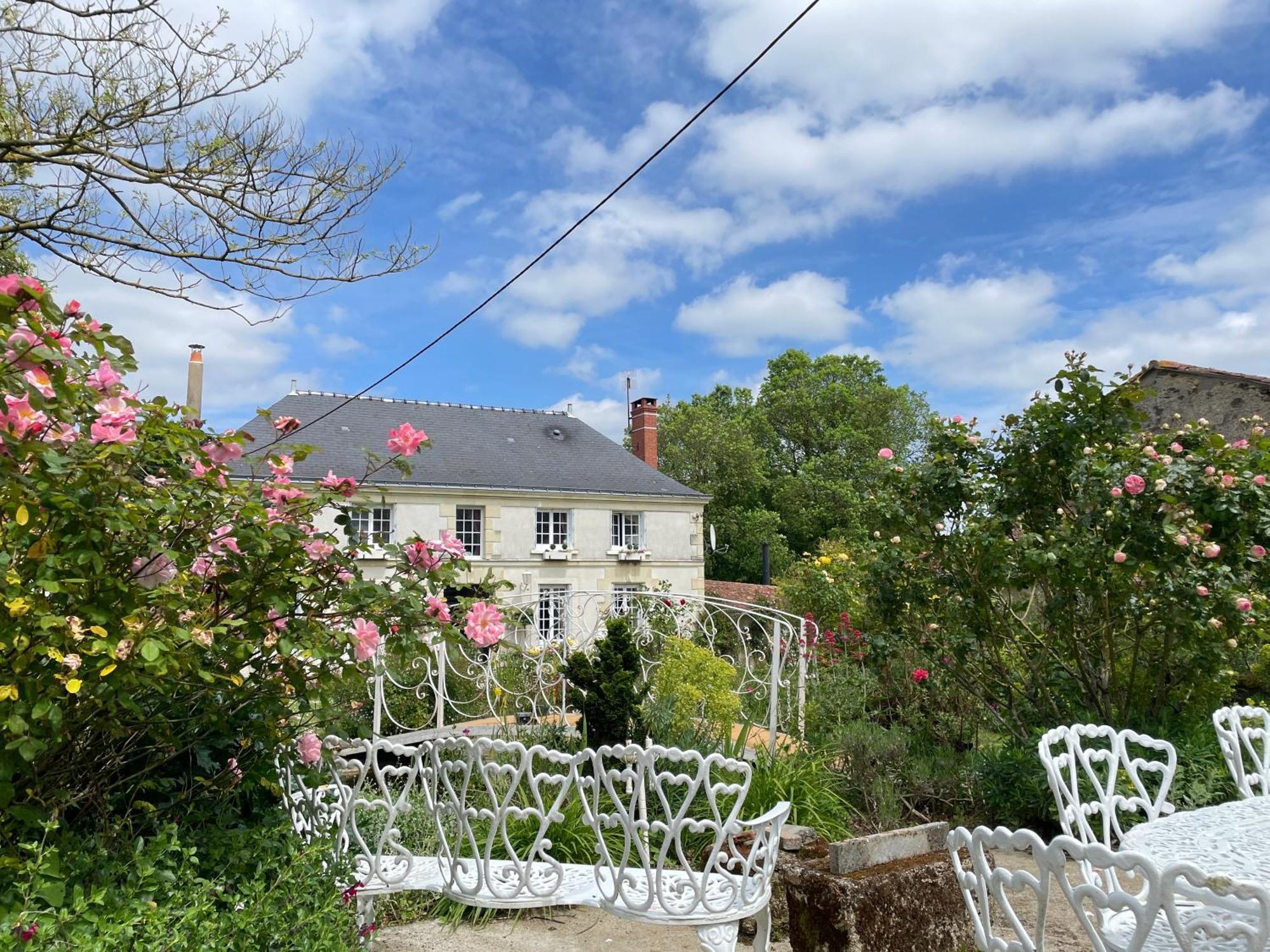Chambre De Charme Dans Un Jardin De 1500M2 Nueil-sur-Layon Dış mekan fotoğraf