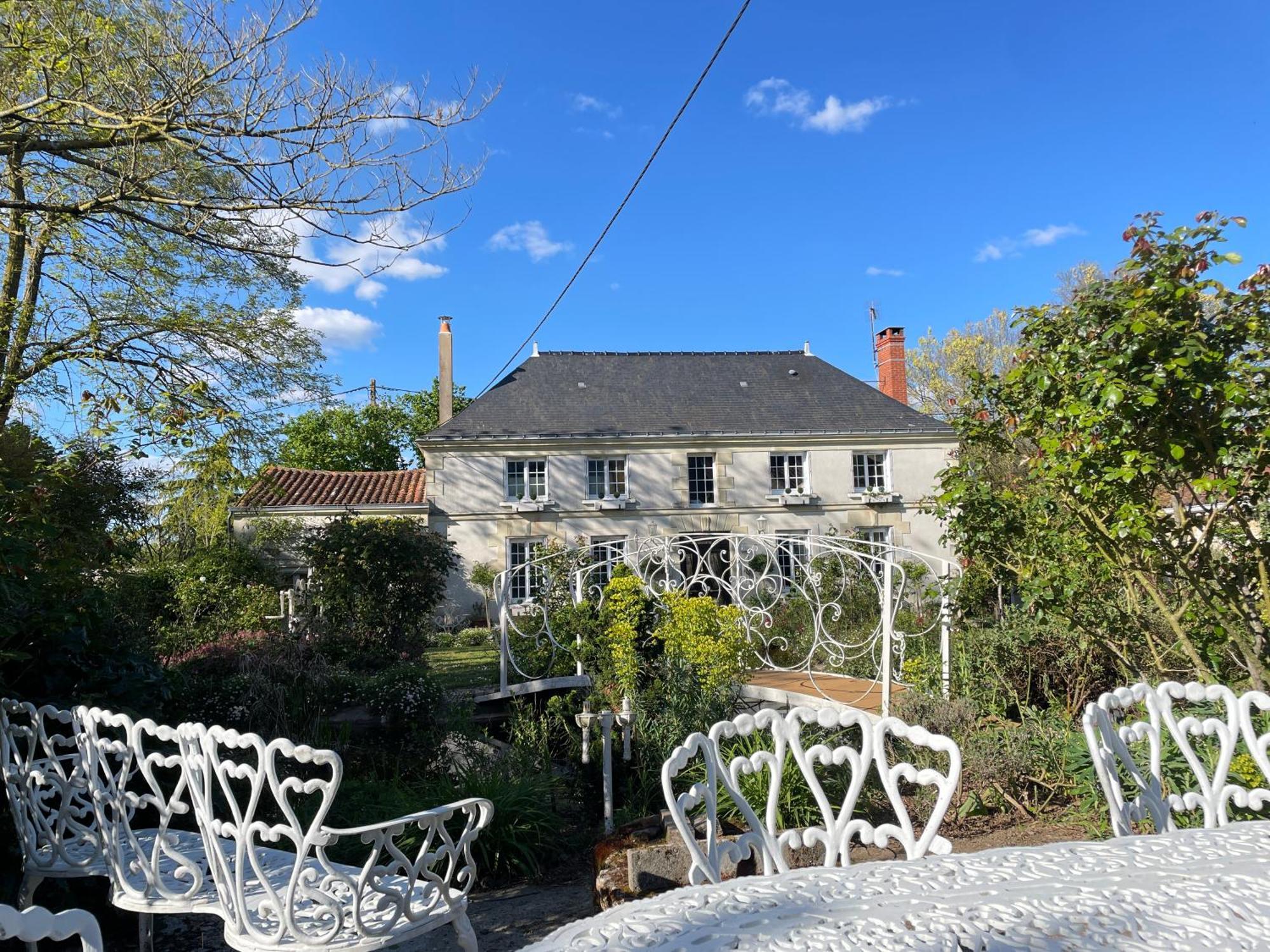 Chambre De Charme Dans Un Jardin De 1500M2 Nueil-sur-Layon Dış mekan fotoğraf